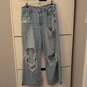 American Eagle Outfitters Distressed Blue Jeans